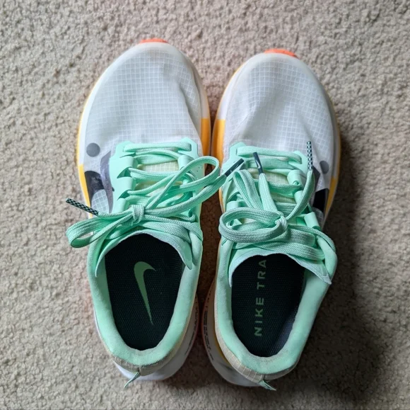 Nike ZoomX Ultrafly Trail Summit White Vapor Green Size 7.5 Women's - Picture 9 of 12